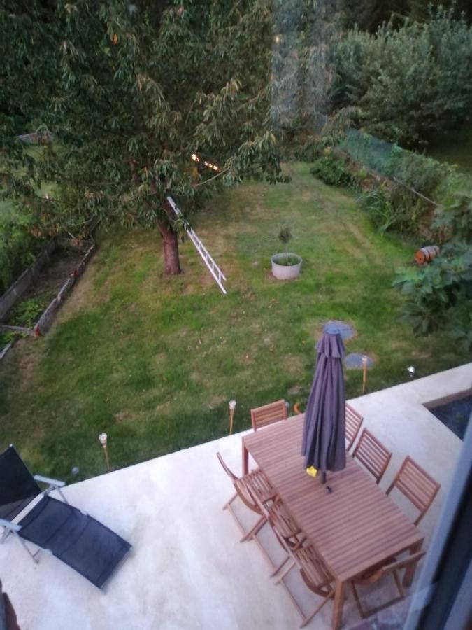 Au Repos Du Verger Couvrelles Kültér fotó