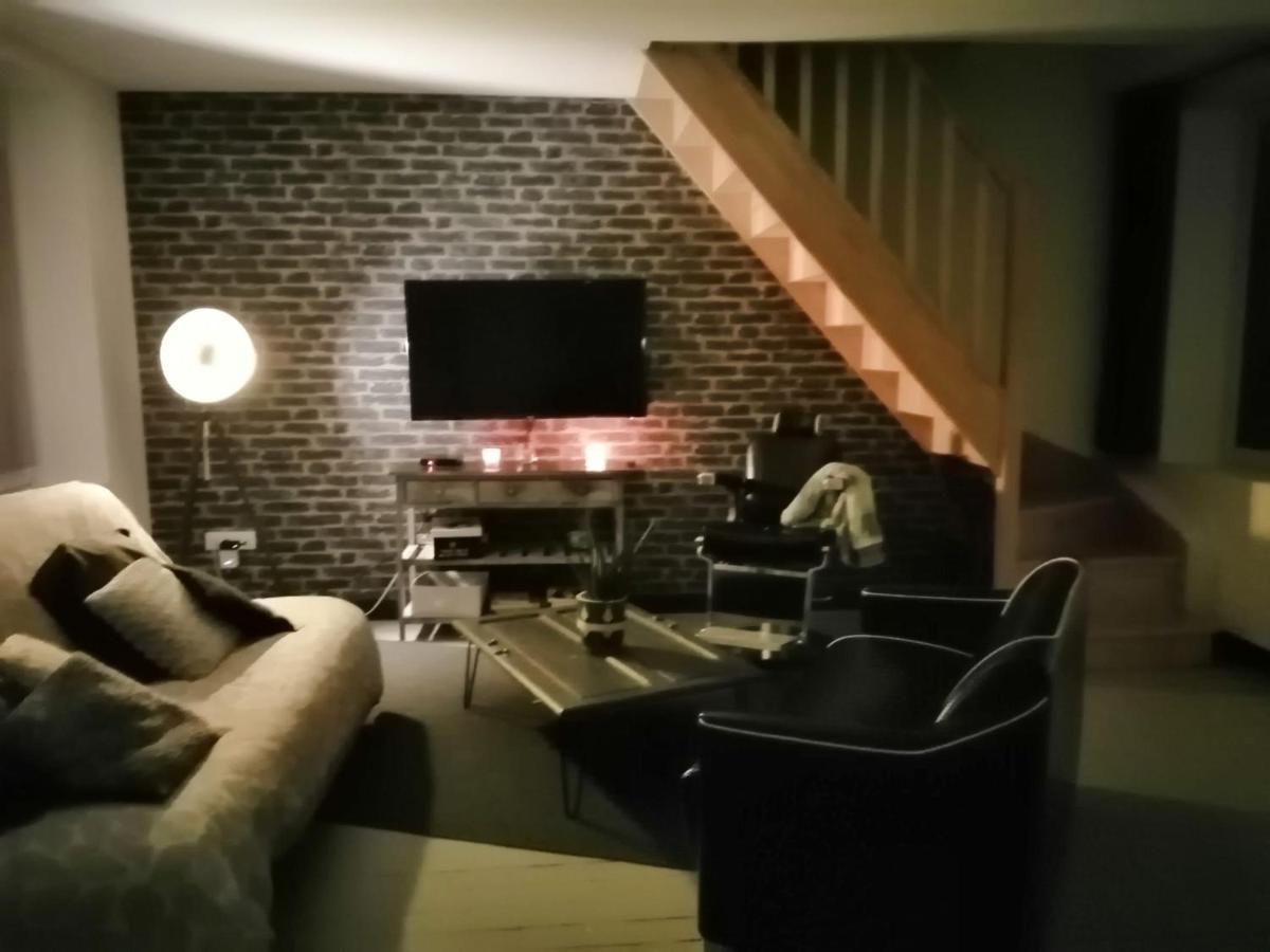 Au Repos Du Verger Couvrelles Kültér fotó